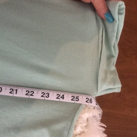 NWOT Zenana Premium T-Shirt - Picture 5 of 9